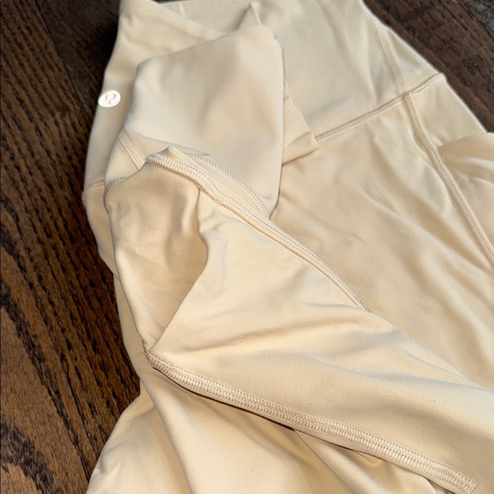 Lululemon Align high-rise leggings 25” cream bone maternity friendly size 12 - Picture 6 of 12